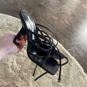 Klackskor med snörning - Helt nya! Slutsålda 