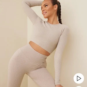 Träningströja Aimn  - Träningströja från aimn, använd en gång (frakt tillkommer!🤍)