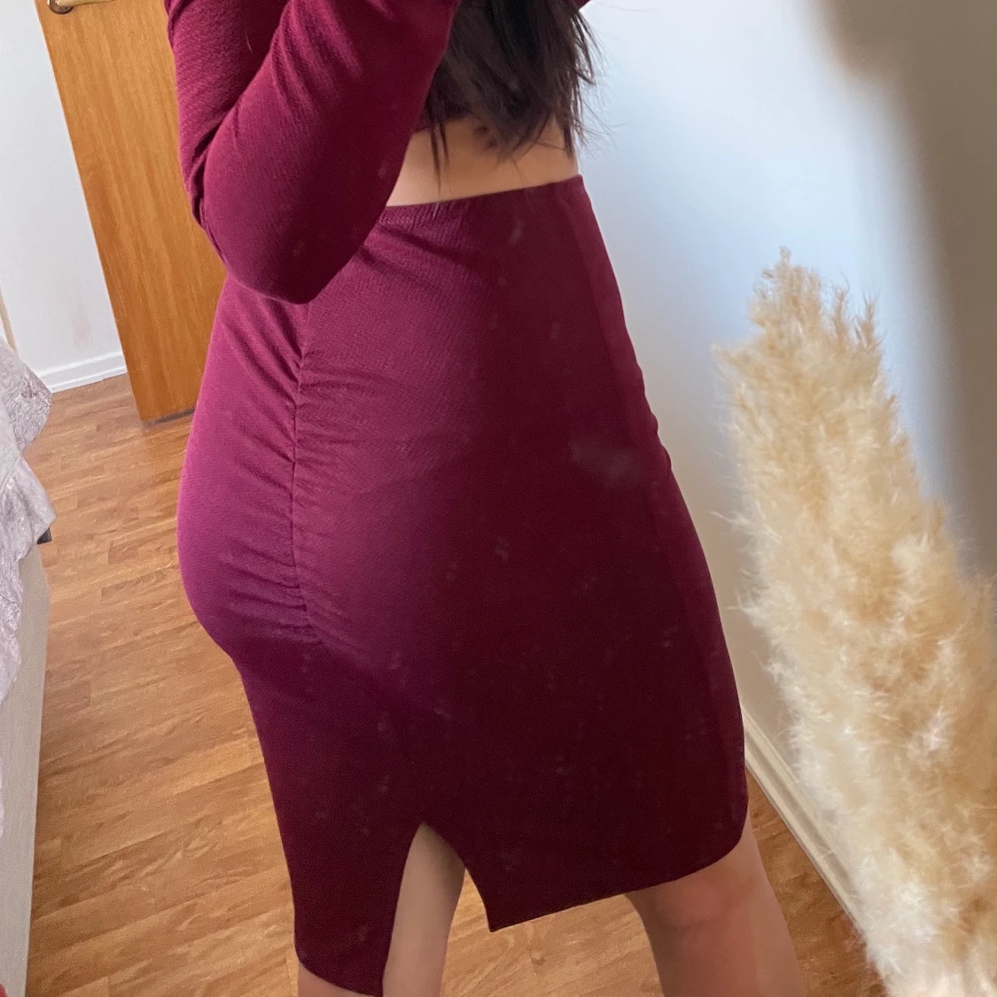 Top and midi skirt set från nelly strl xs  - 90