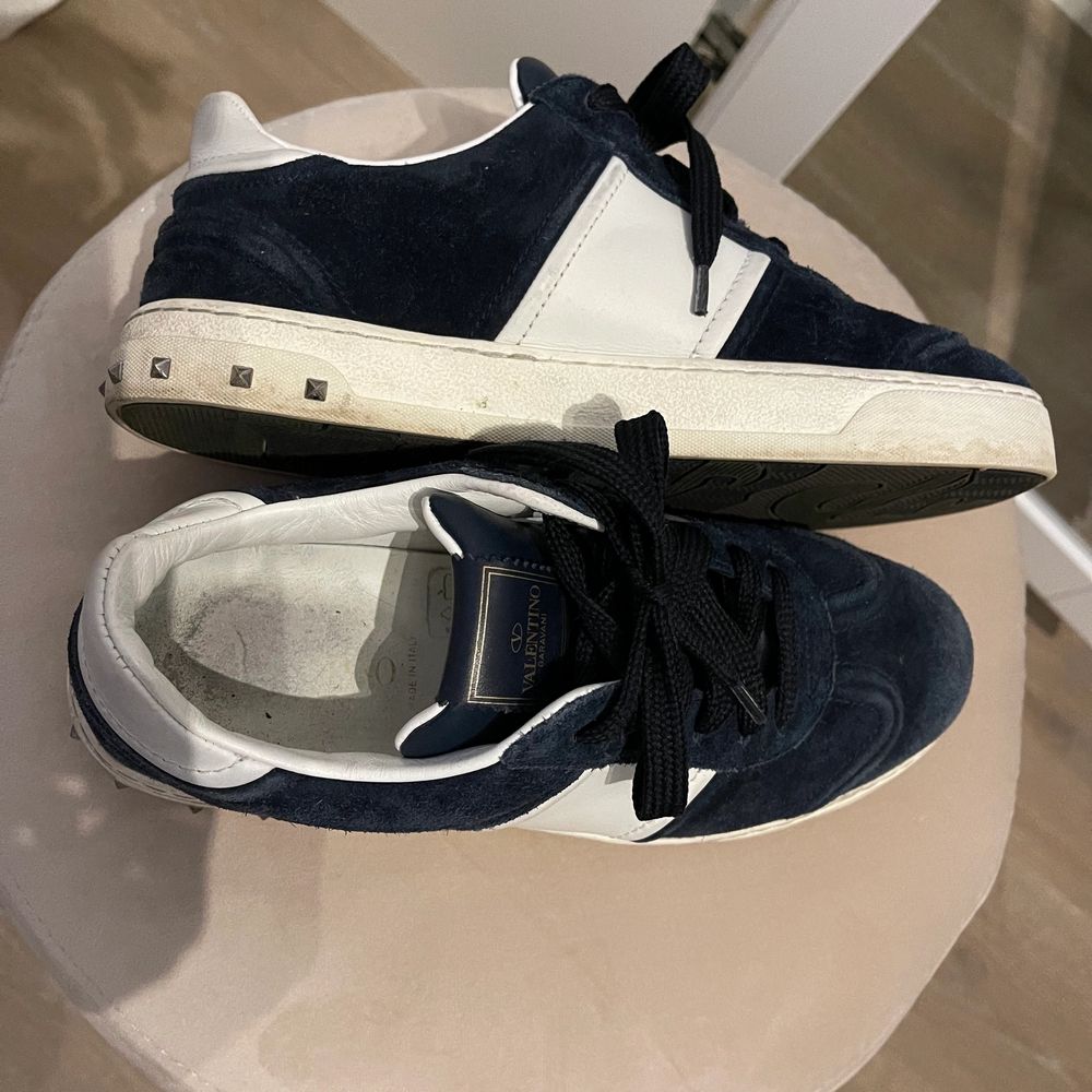 Valentino sneakers - Skor | Plick Second Hand