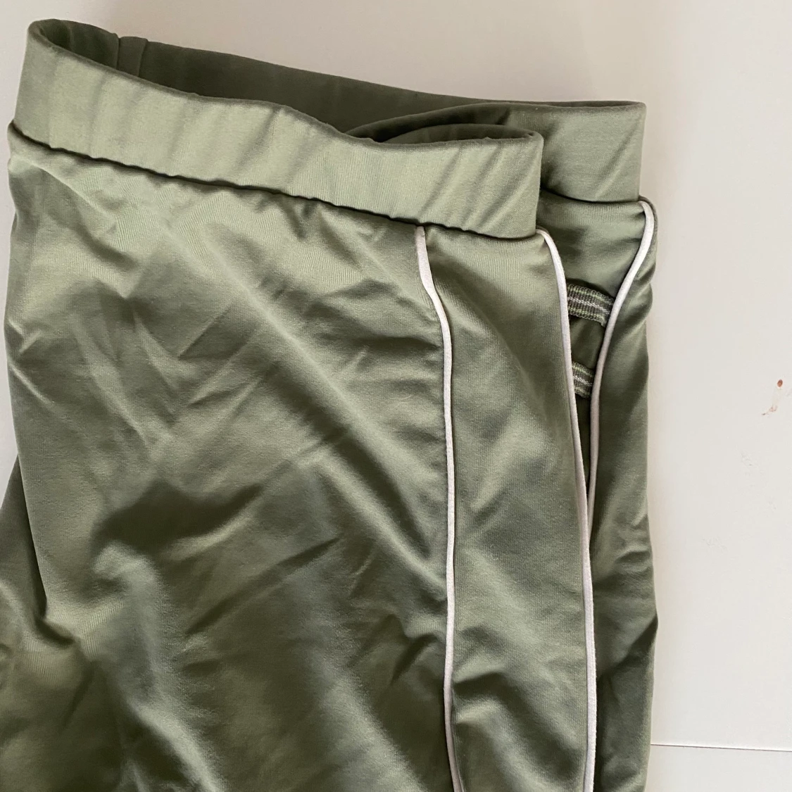 Gröna trackpants  - 91