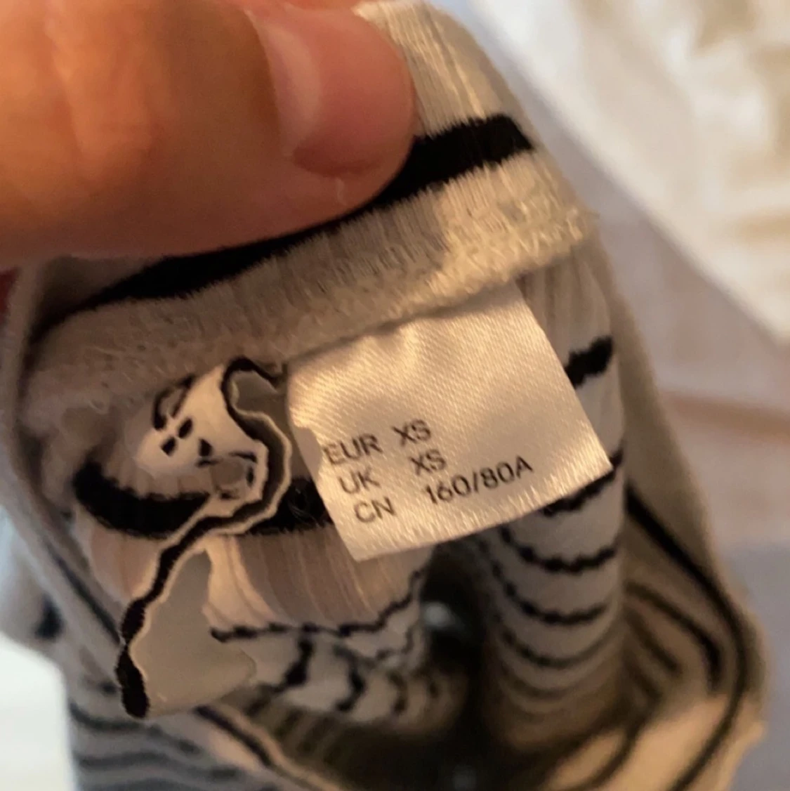 T-shirt från hm - 90