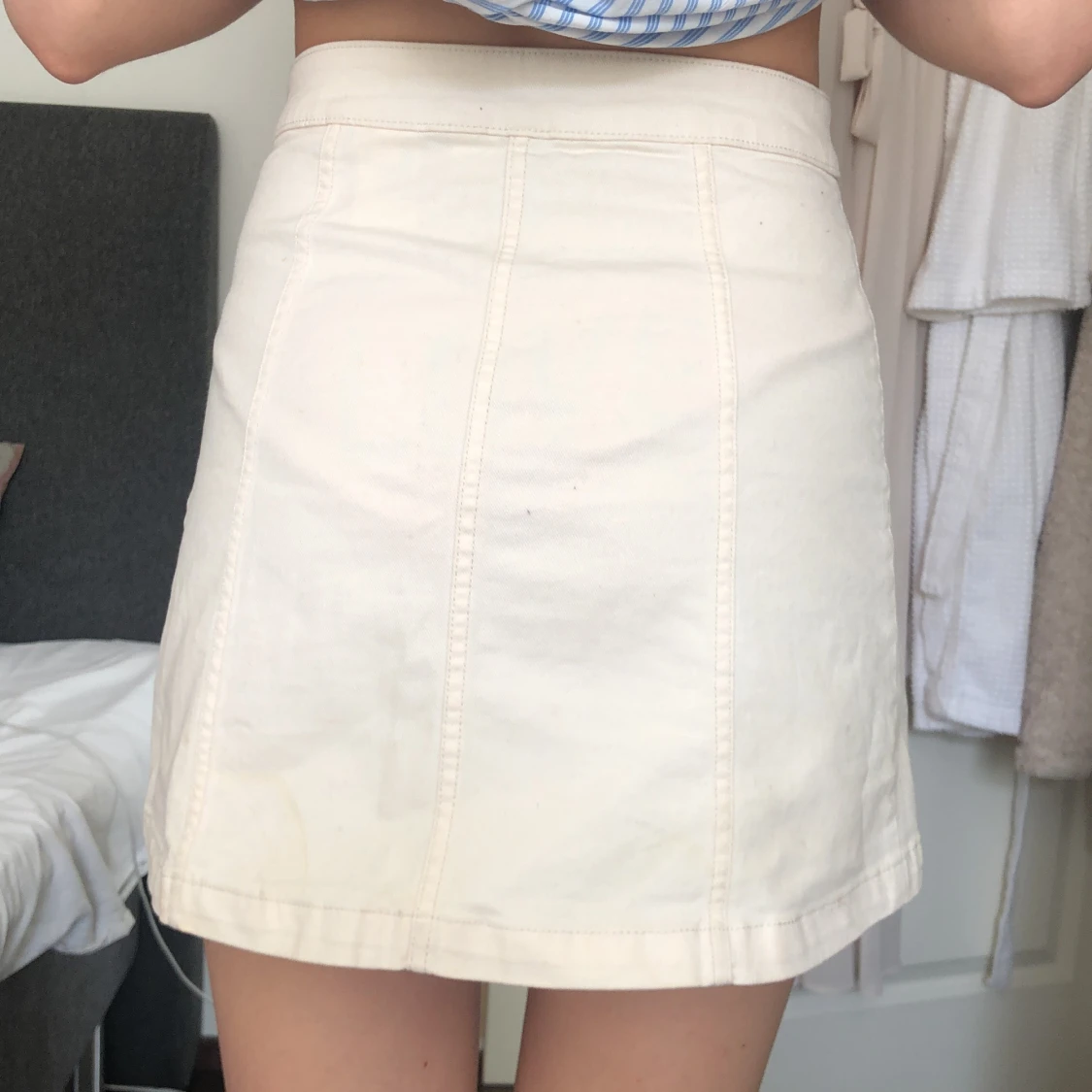 H&M jeans kjol med knappar där framme - 90