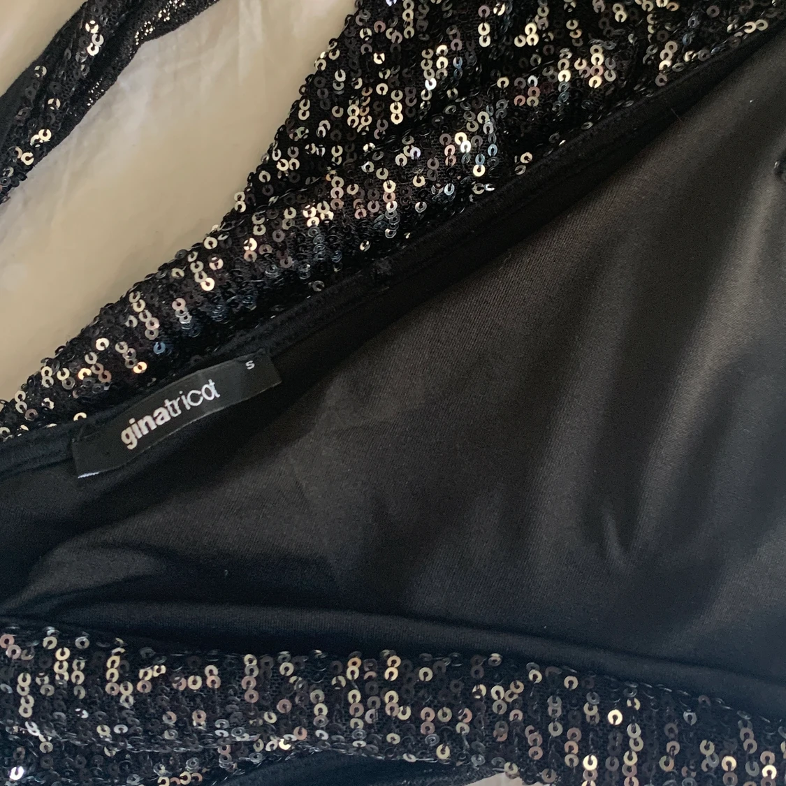 Paljettopp, Gina Tricot, S - 91