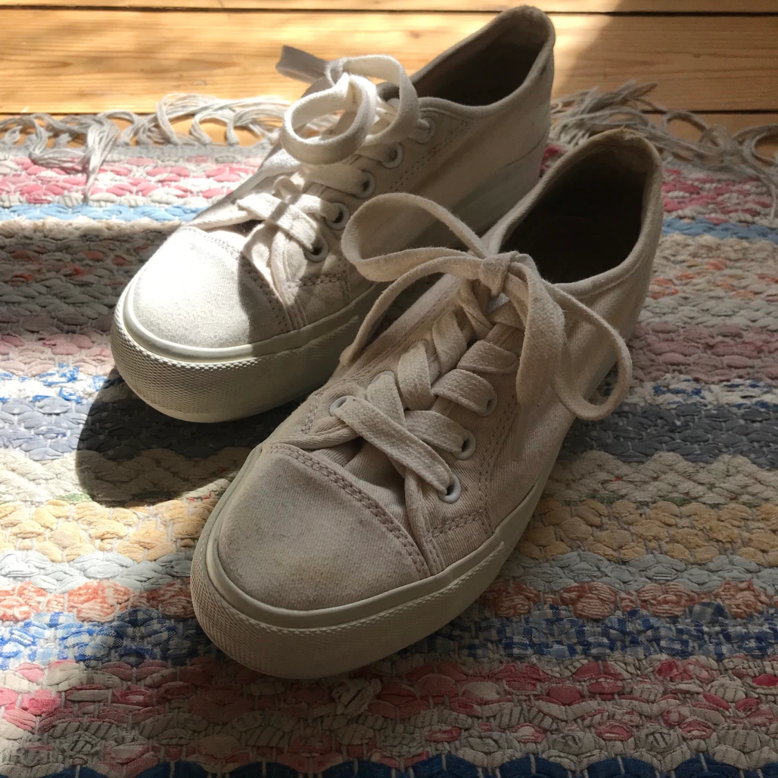 Vita sneakers - strl 36