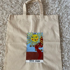 Tygväska - Tygväska med motiv av tarotkort. Samfraktar vid köp av fler saker 💗