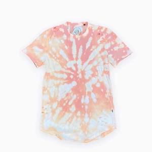 Peach tiedye T-shirt  - Peach tiedye T-shirt. Kan frakta och mötas upp i Sthlm. Kolla min bio för fler kläder och bio! 