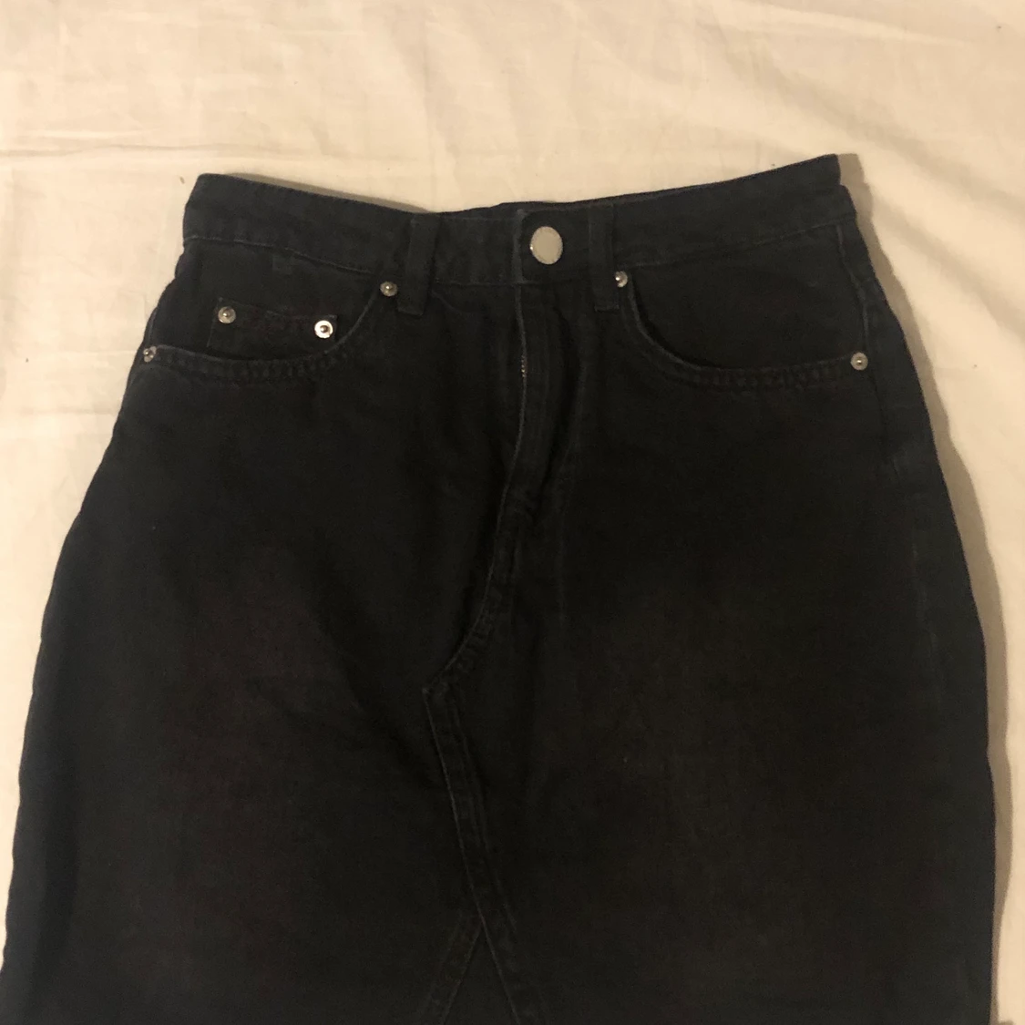Svart jeans kjol