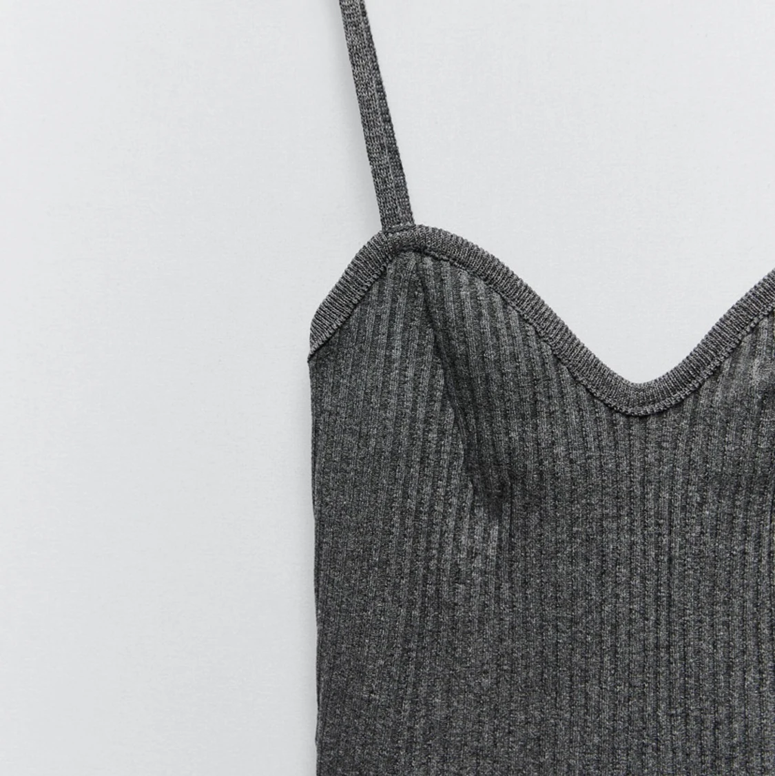 Grå ribbad body - 90