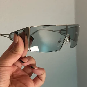 Helt nya super fina glasögon! - 70 kr styck! Har i fler färger!