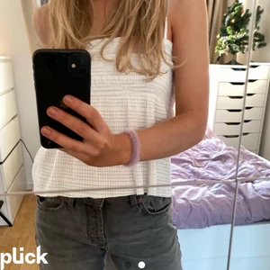 Vitt linne - LÅNADE BILDER🌸 säljer detta fina linne som är snyggt både till vardags och till finare tillfälle💕💕