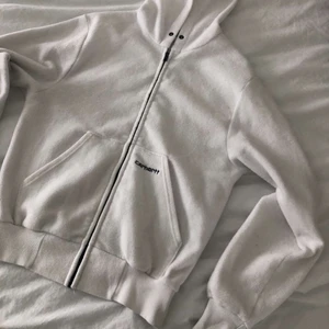 Hoodie - Carhartt hoodie med dragkedja, begagnat skick