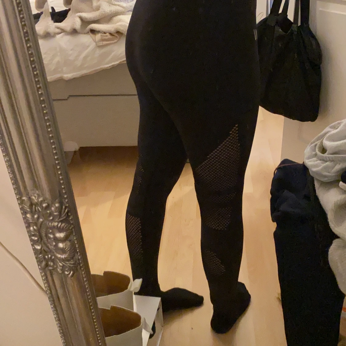 Mörkgråa träningstights  - 90