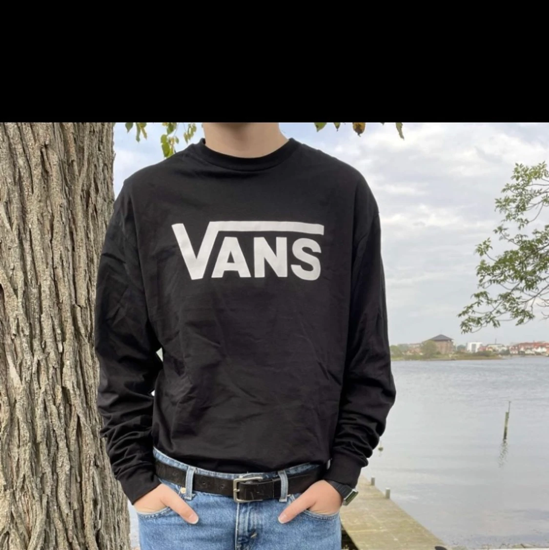 Svart långärmad Vans tröja i strl M - 90