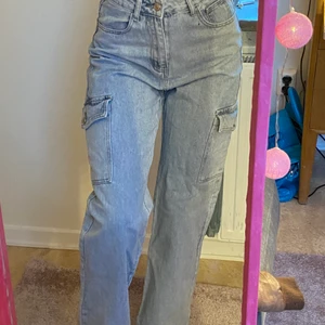 Baggyjeans med fickor - Snygga baggyjeans med fickor❤️ hög midja.