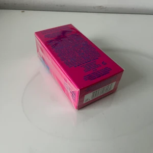 Parfym Ralph Lauren - Helt ny, parfym från Ralph lauren, doftar magiskt! Säljer pga att jag har fler av den. Nypris 540kr 50ml