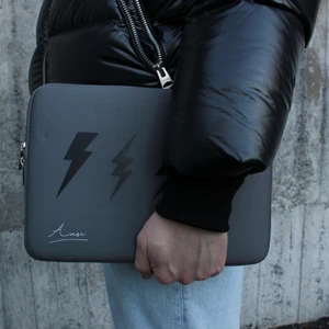 ⚡️Datorfodral⚡️ - Snyggt och praktiskt datorfodral- Thunder⚡️                               Följ oss på Instagram för mer info- Acase.uf