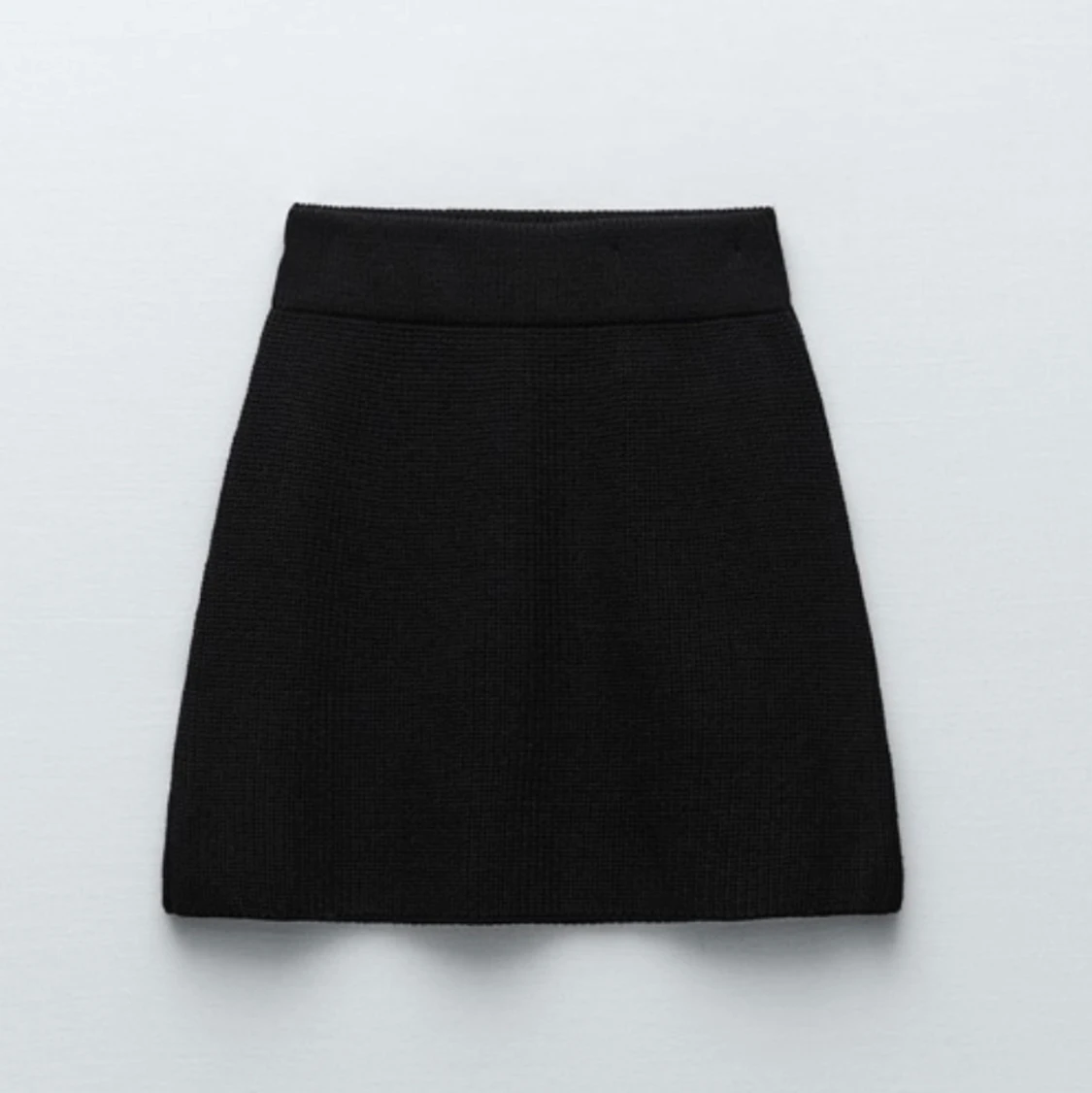 Svart stickad zara kjol 