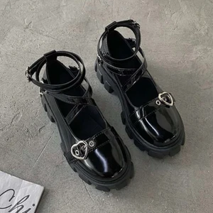 Alternativa skor - Endast testade skor men aldrig använda💖 Storlek 37, säljer för 300 + frakt💗