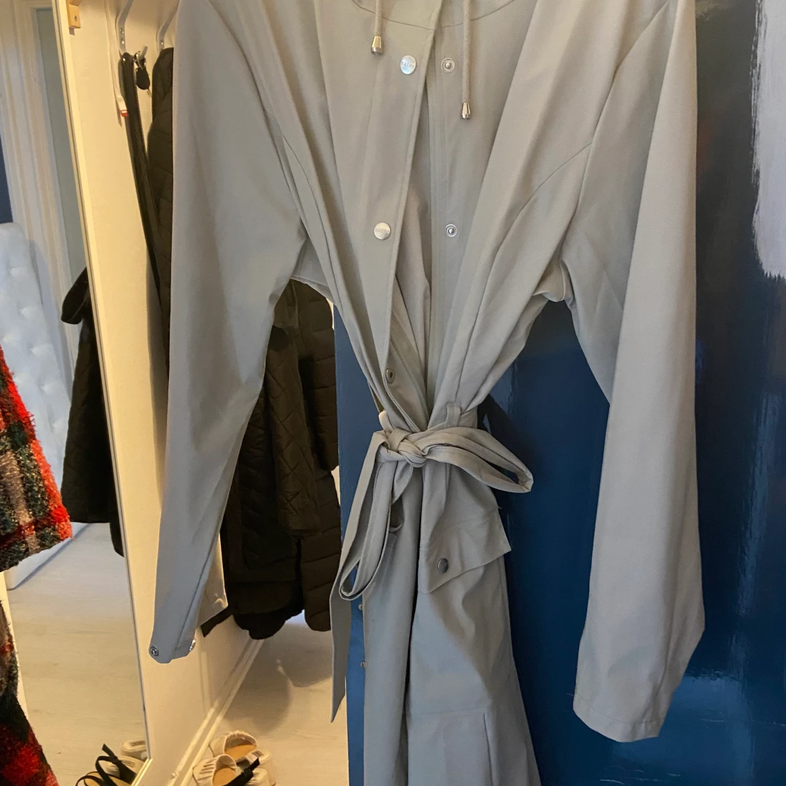 Regnjacka från RAINS