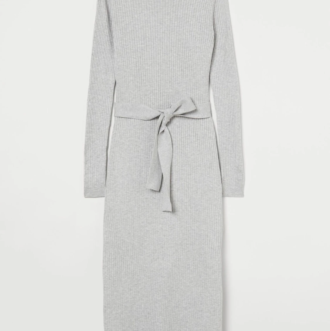 Ribbstickad klänning ”Bianca Ingrosso”