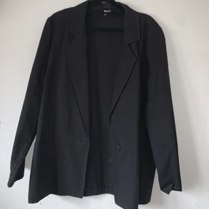 Right On Kavaj - Tunnare kavaj/jacka köpt secondhand. Bra skick och stor i storlek. 