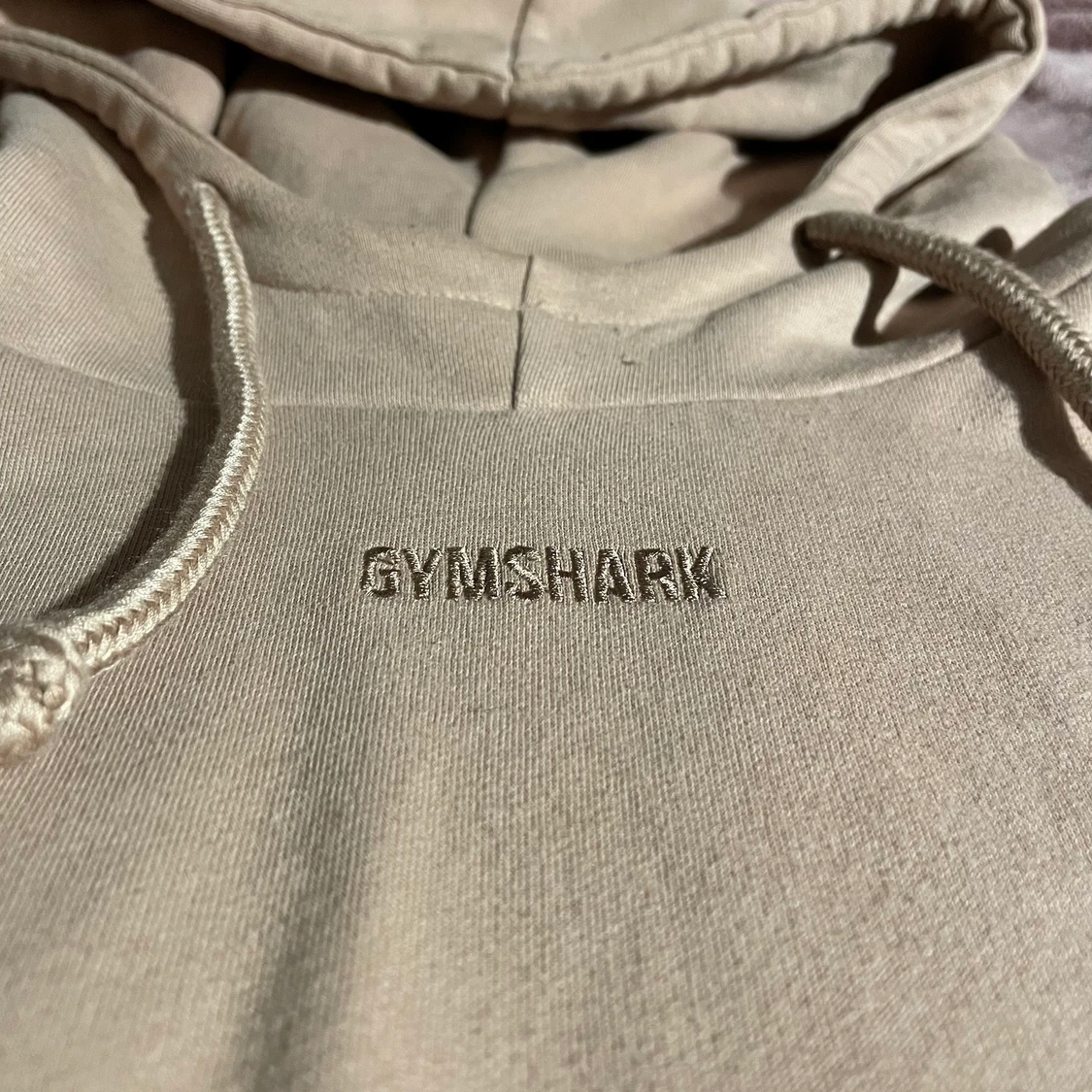 Gymshark nude croppad munktröja  - 90