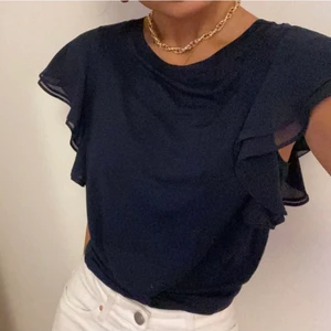  blå topp från märket STOCKH LM, strl xs - Gullig blå topp från märket STOCKH LM i strl xs☀️😉