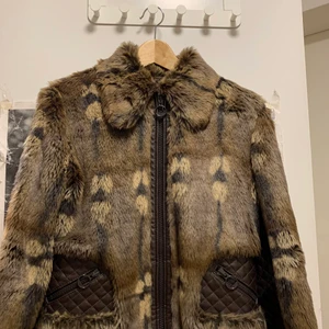 jätte fin jacka från mango M - säljer min jacka så använd bara ett par ggr 