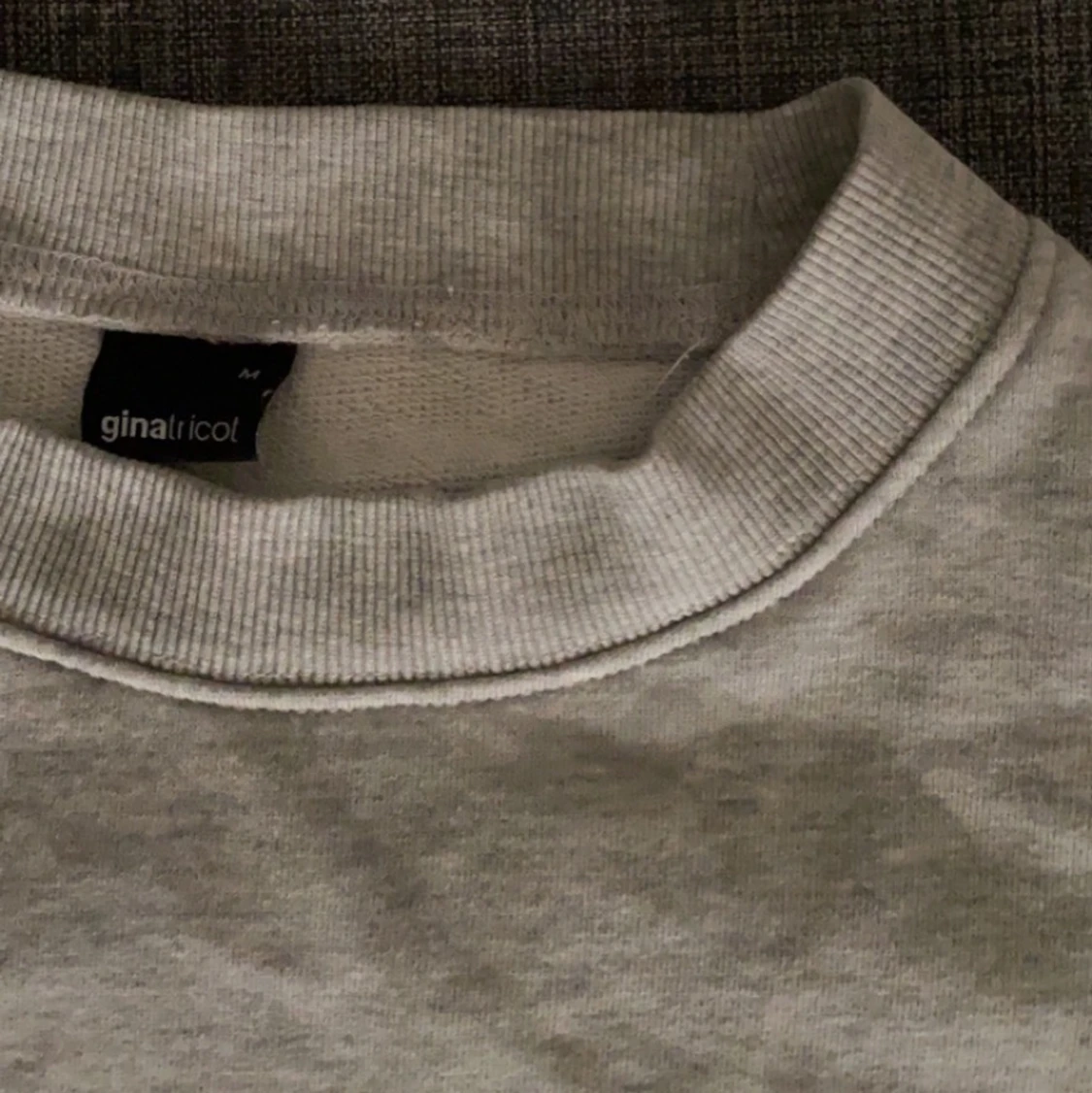 Croppad sweatshirt storlek M