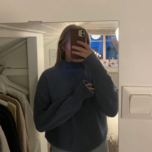 Stickad tröja - Superfin stickad tröja i fint skick 💗 