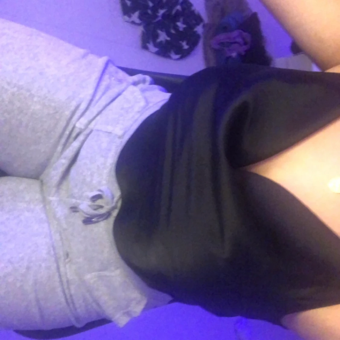 Gråa juicy byxor - 91