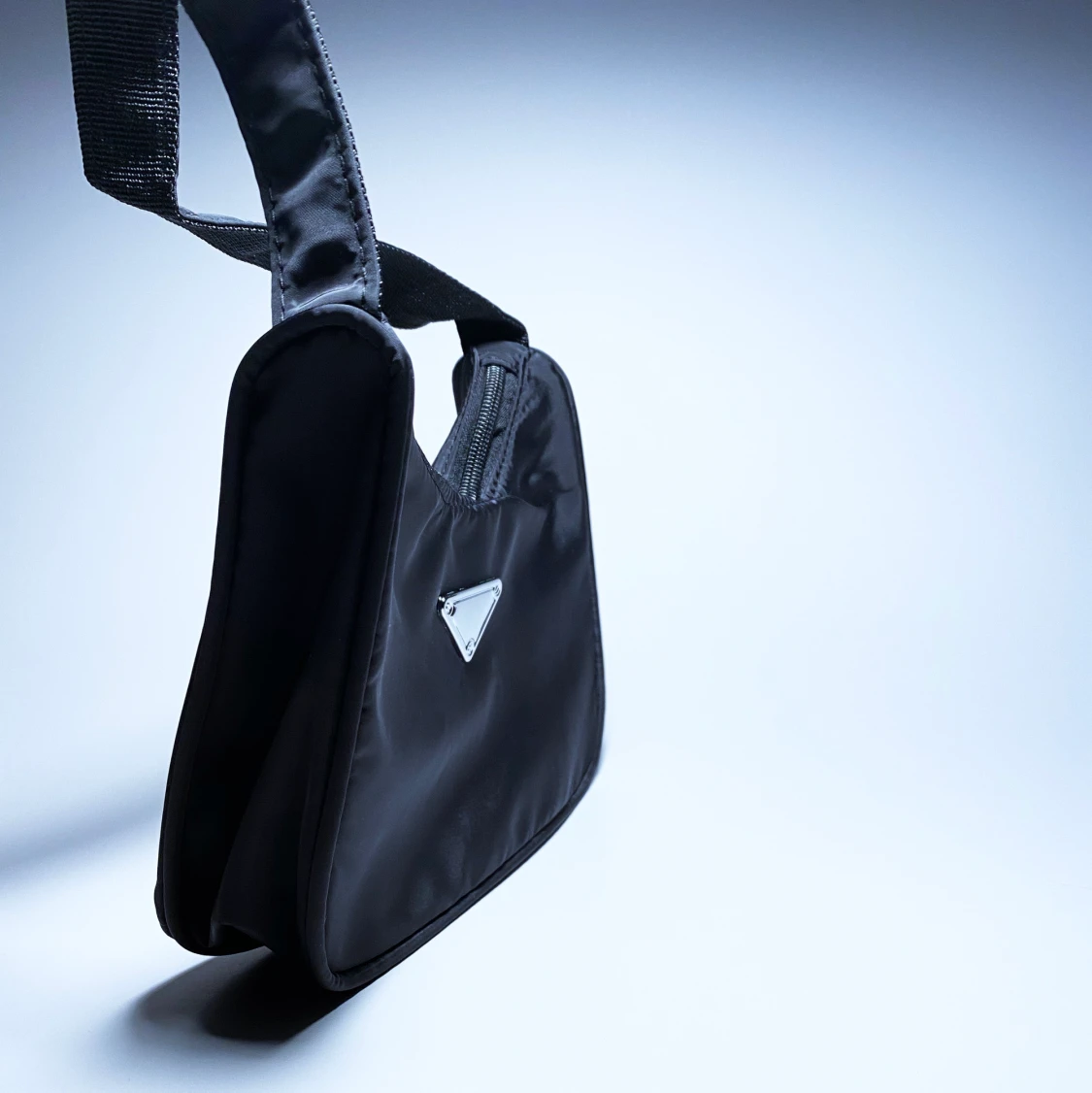 Trangle Bag Black - 90