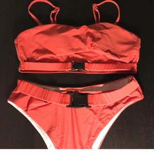 Bikini - Oanvänd ny bikini. Skit snygg. 