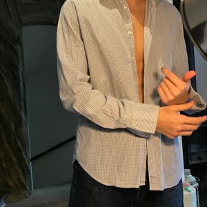 Rutig skjorta - Ser ut som en skjorta en av mina bildlärare skulle ha men cool