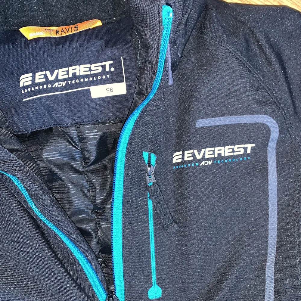 Everest overall i fint skick. Sällan använt. . Övrigt.