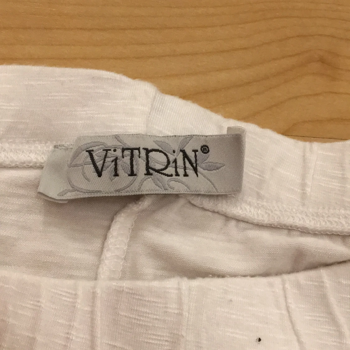 Byxor vita genomskinliga