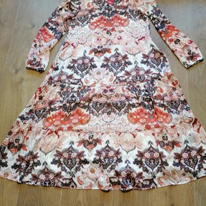 New S. Oliver shirt dress size 36 - New, with tags. Size: 36. 100% Polyester, lining 100 % Viscose. 