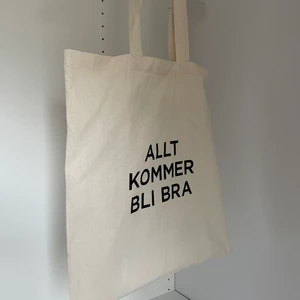 Tygpåse - Tygpåse som jag ej vet var den kommer ifrån! Aldrig använd 