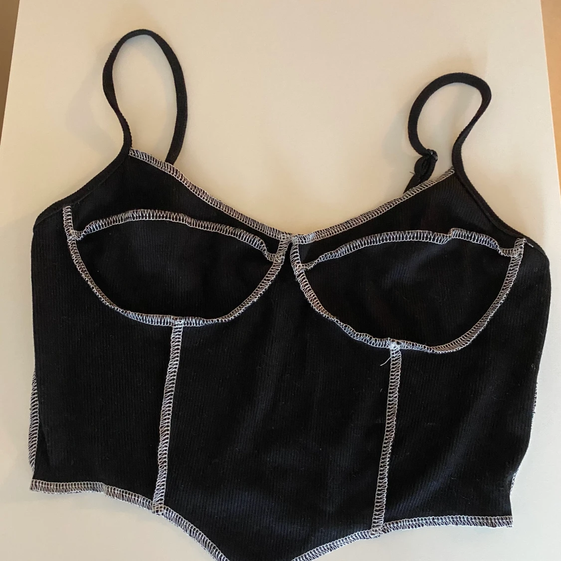 CUTE black croptop/triangle cut