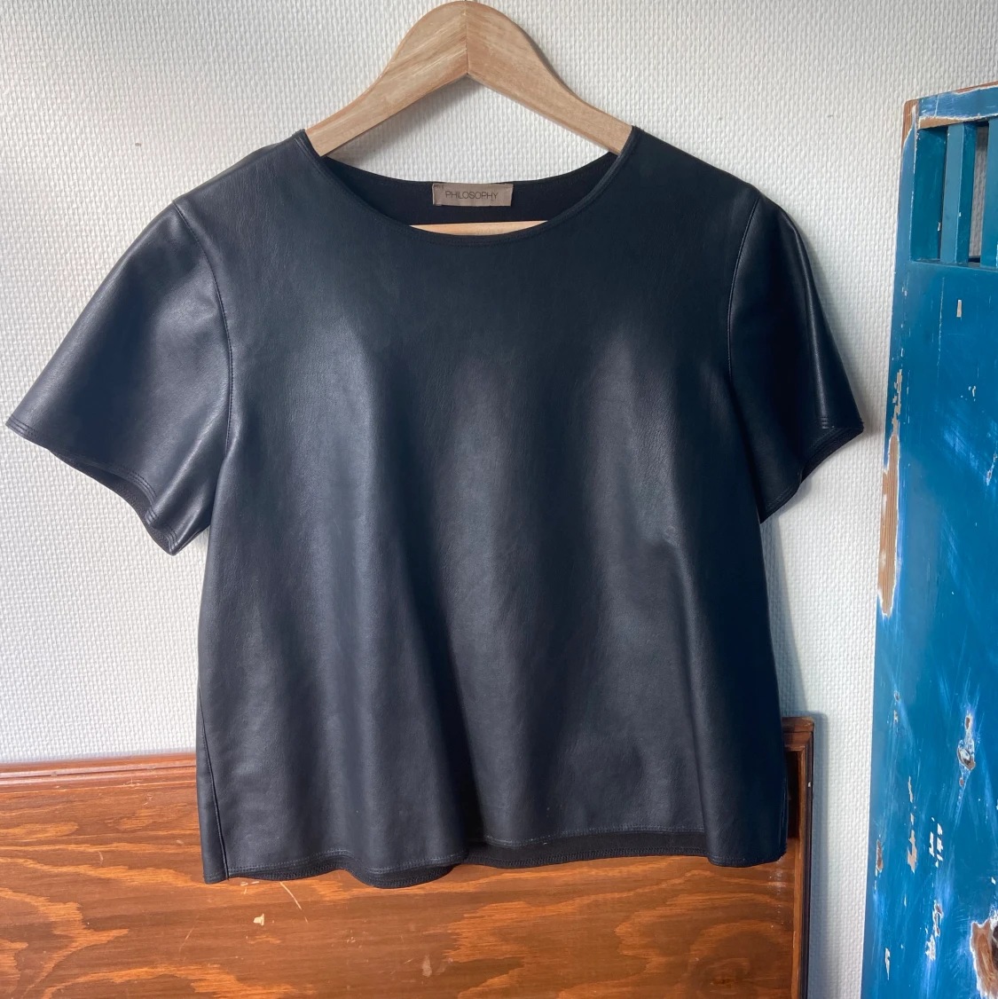 ”Läder” T-shirt 