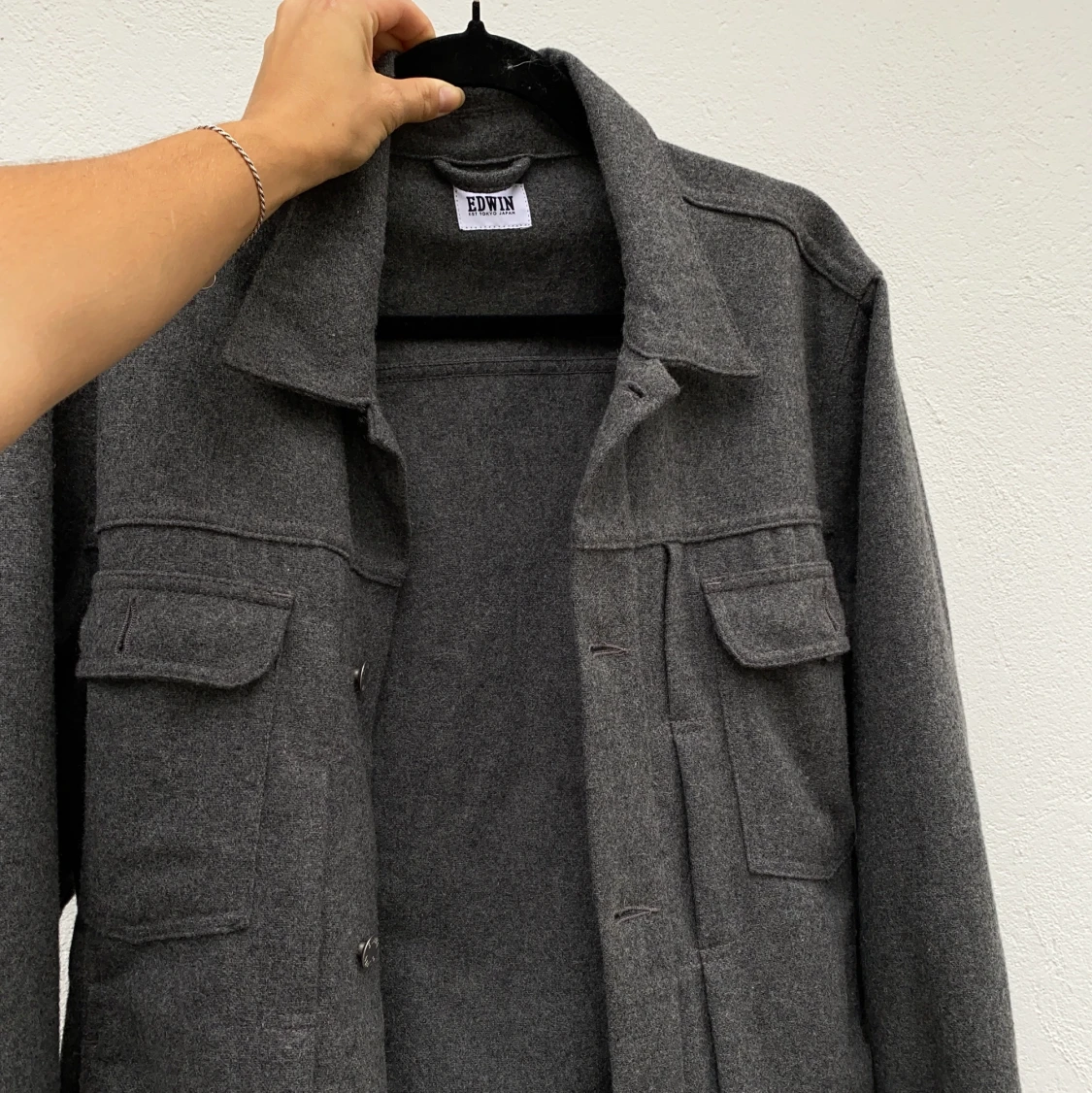 Grå jacka i ull - 91