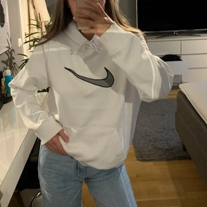 Hoodie  - Super snygg och oversized Nike hoodie😍