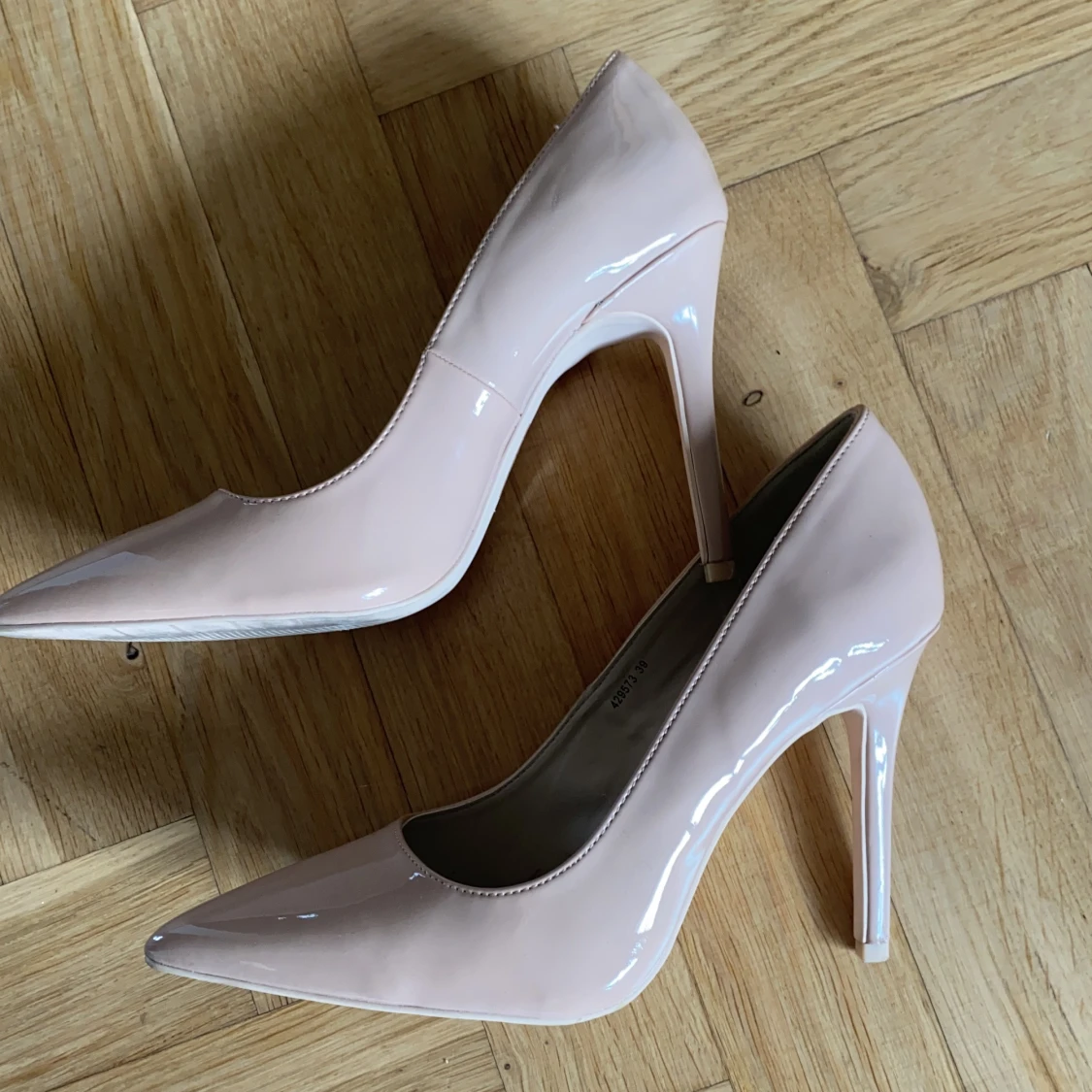 Pumps från Nelly  - 91