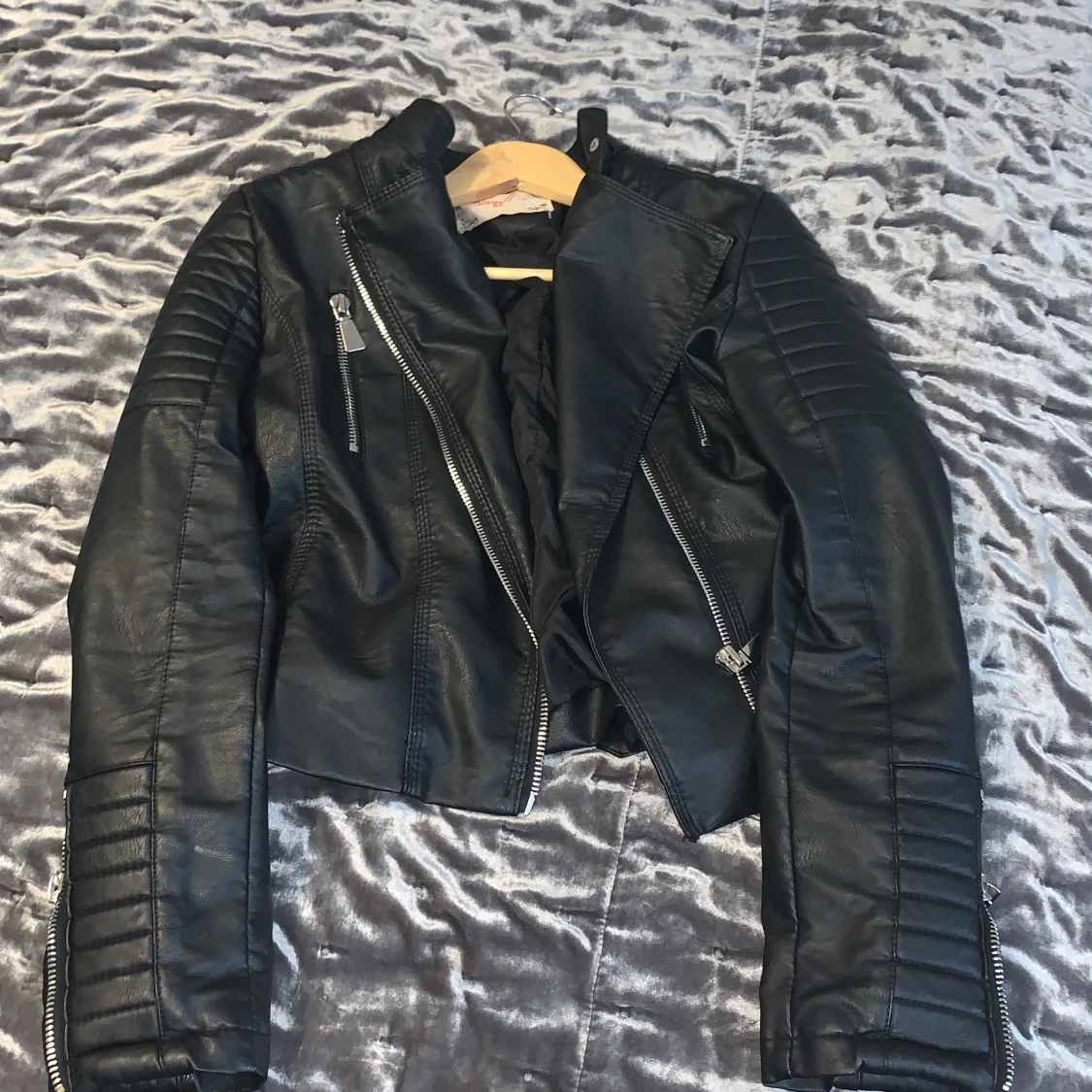 Skin jacka storlek 42 - 90