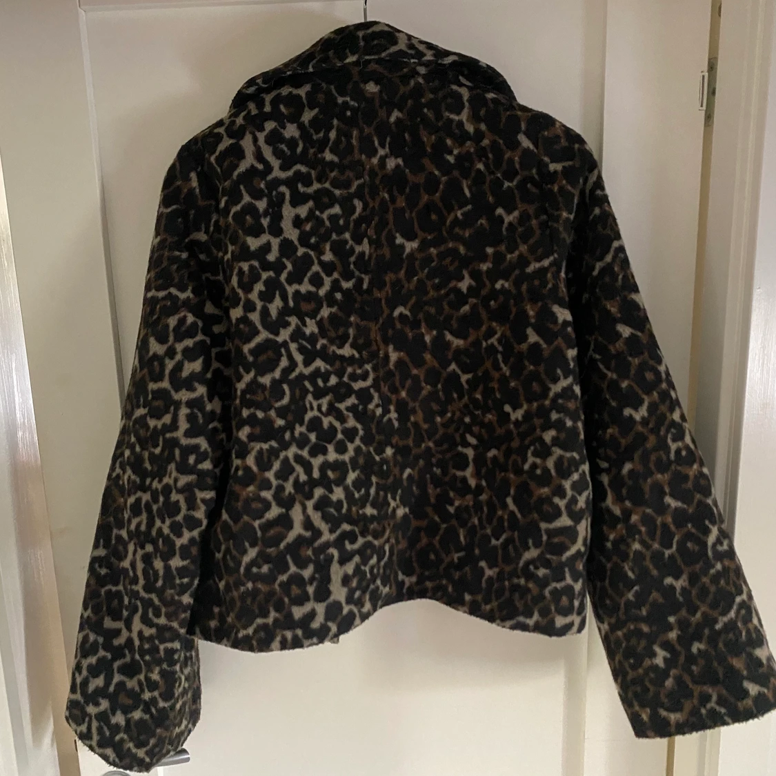 NA-KD Leopard jacka  - 90