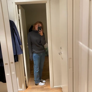 Tröja - Polotröja från Paul & Friends. Den är i storlek L men sitter mer som en s/m. Super skön till hösten!! Kan mötas upp eller posta. Köparen står för frakten.💕