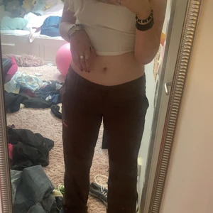 Puma byxor - Sköna luftiga puma byxor. Säljer för dom är lite små. Köpare står för frakt