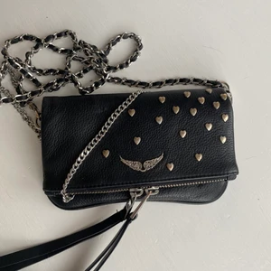 Zadig & Voltaire Väska  - Superfin Zadig väska i nano modellen. Fint skick knappt använd! 