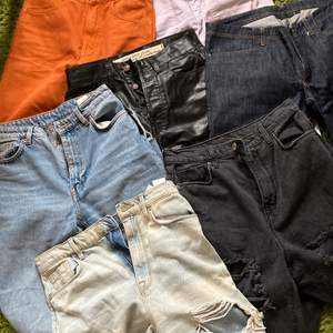Olika jeans och andra byxor säljes för 40-60 kr styck!!! Meddela för storlek, bilder, pris 
